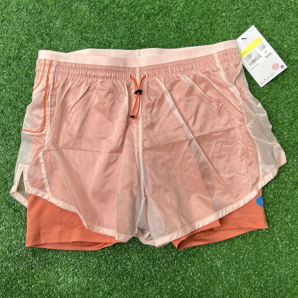 Nike Running Shorts Size Small Womens Icon Clash Tempo Luxe 2 in 1 Mid Rise Pink